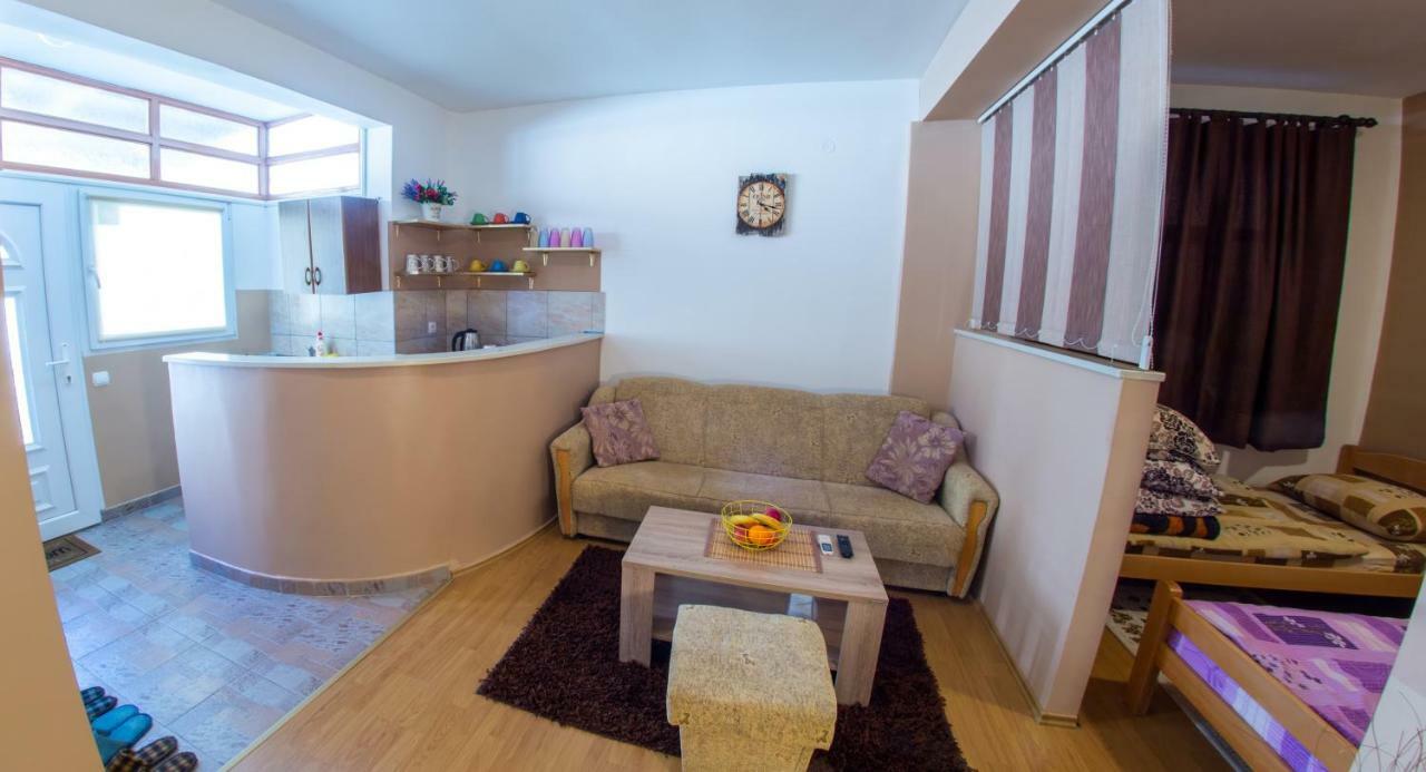 Apartment Elegant Mostar Esterno foto
